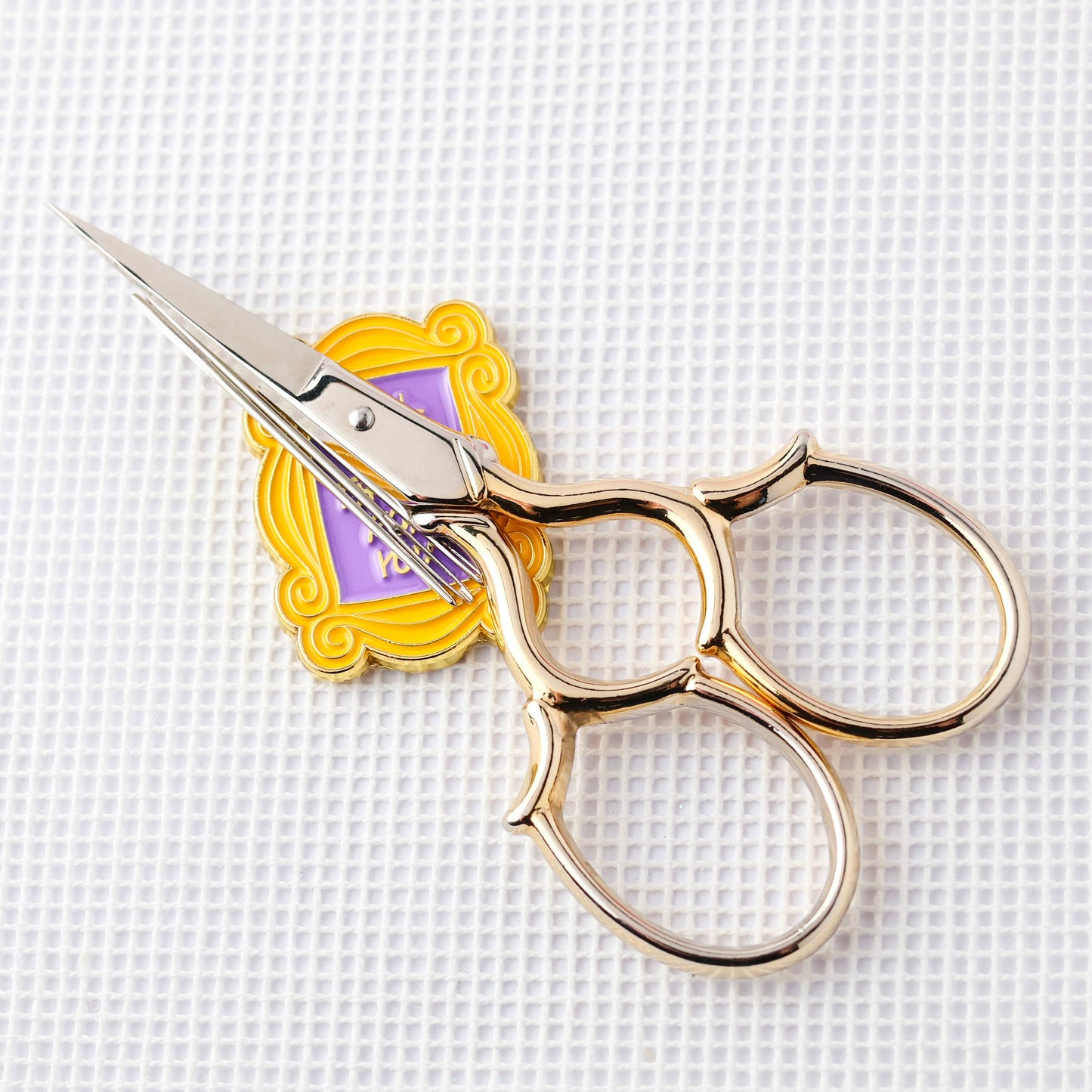 TV Needle Minder Magnet