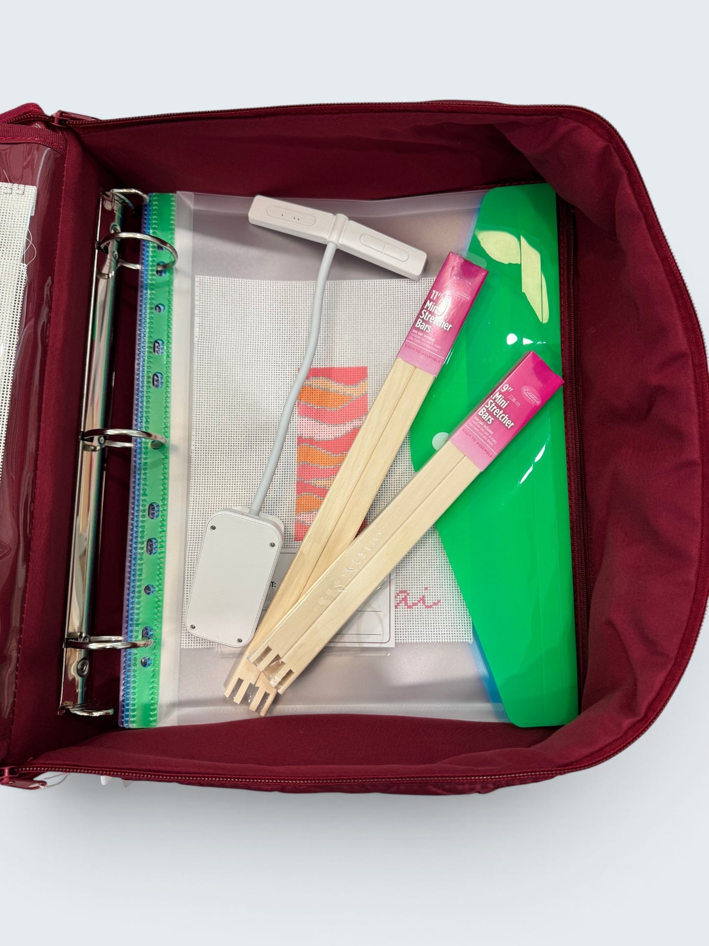 Carry-All Needlepoint Organizer – Multi-Pocket Binder Bag