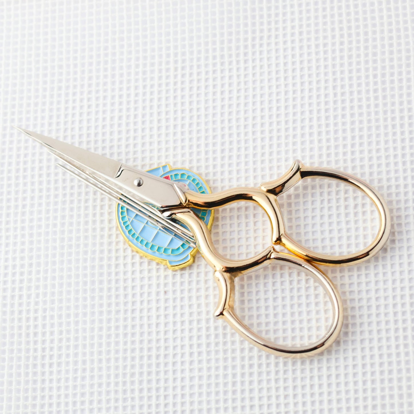 Blue Pocket Doll Compact Needle Minder Magnet